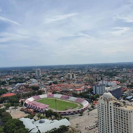 Nice Stay In Heart Of Kota Bharu@Troika,Free Wifi. Exteriör bild